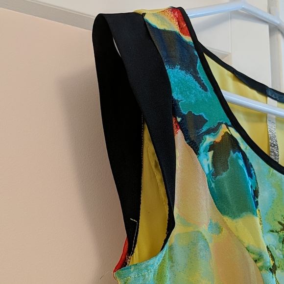 Dress - Picture 5 of 5